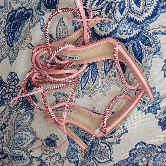 Steve Madden uplift pink Rhinestone highlace up high heel New - Picture 6 of 15